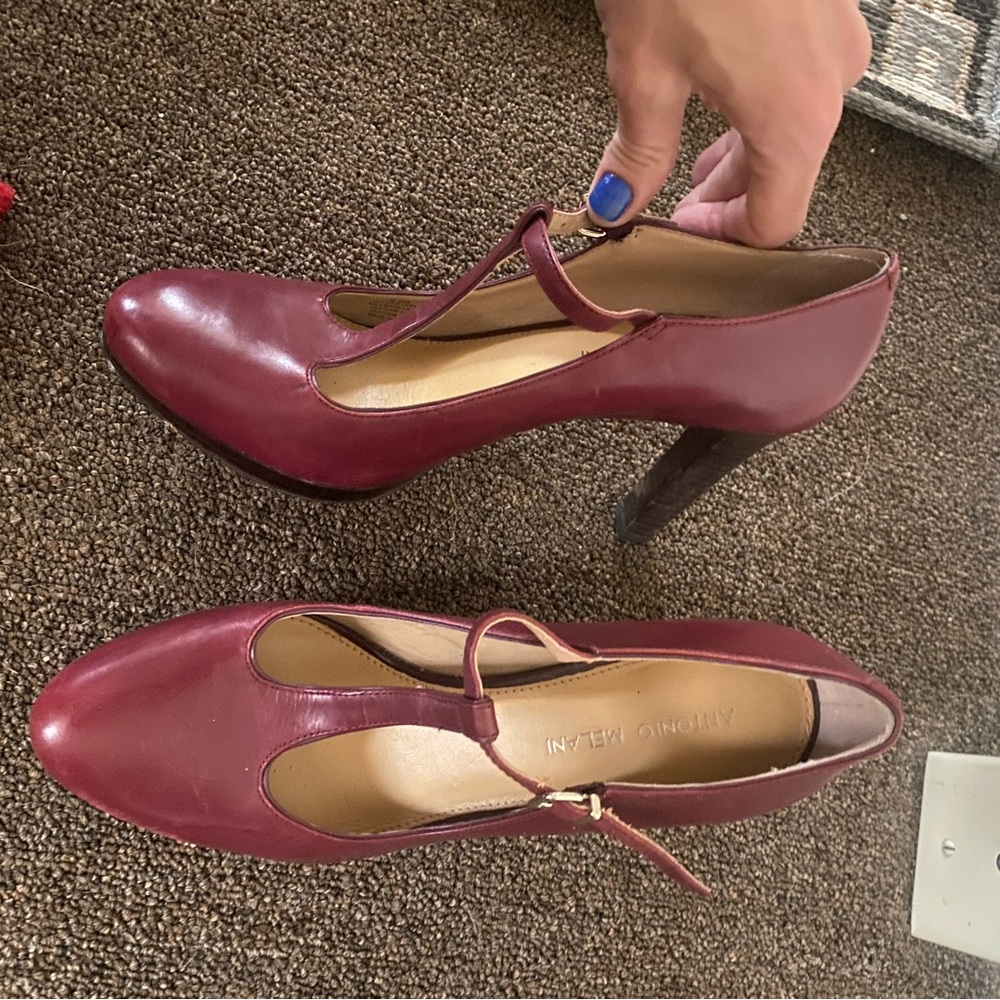 Aldo Women's Maroon T-Strap Heels